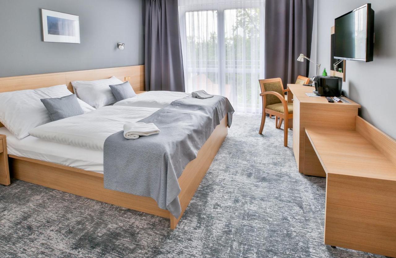 Lh Parkhotel Hluboka Nad Vltavou Congress & Wellness エクステリア 写真