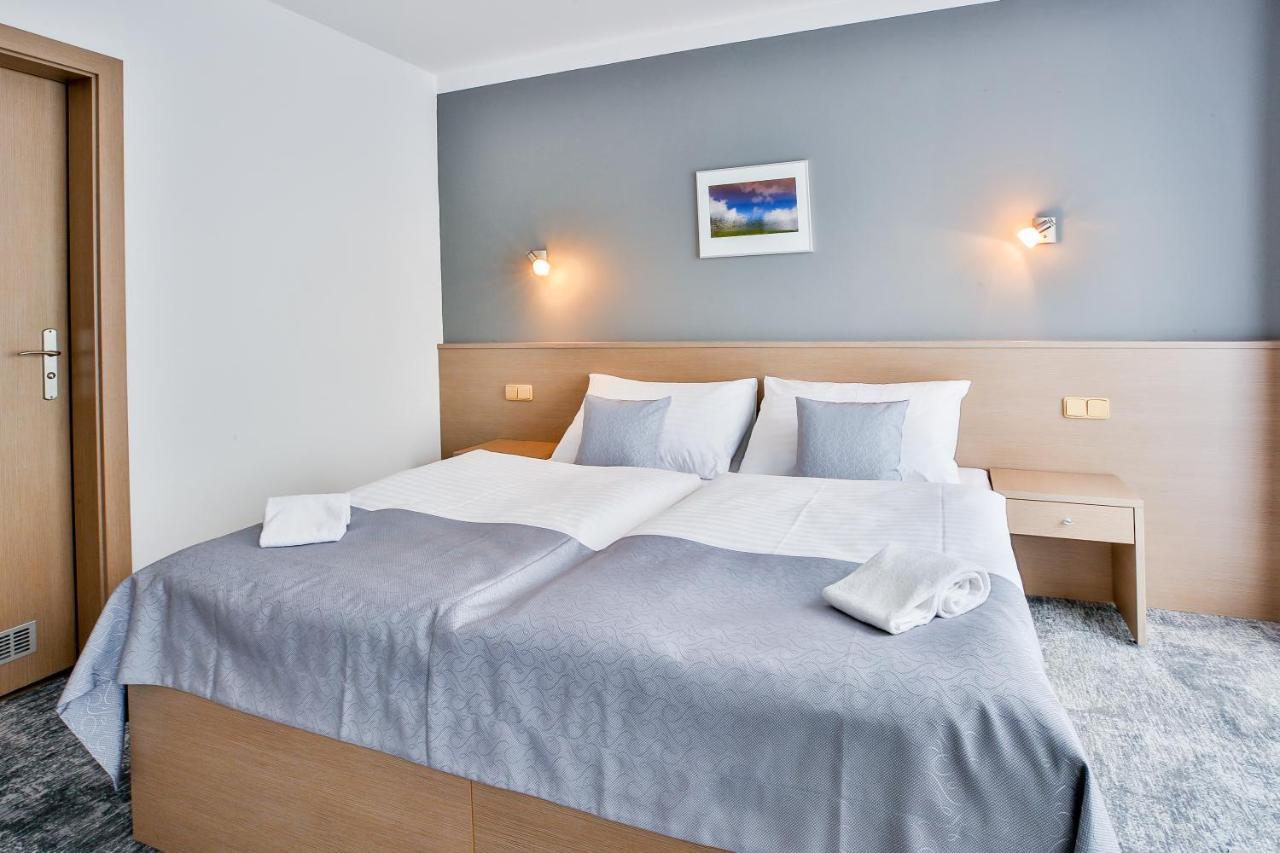 Lh Parkhotel Hluboka Nad Vltavou Congress & Wellness エクステリア 写真