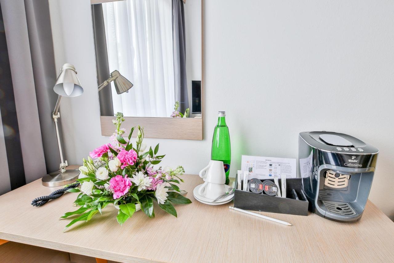 Lh Parkhotel Hluboka Nad Vltavou Congress & Wellness エクステリア 写真